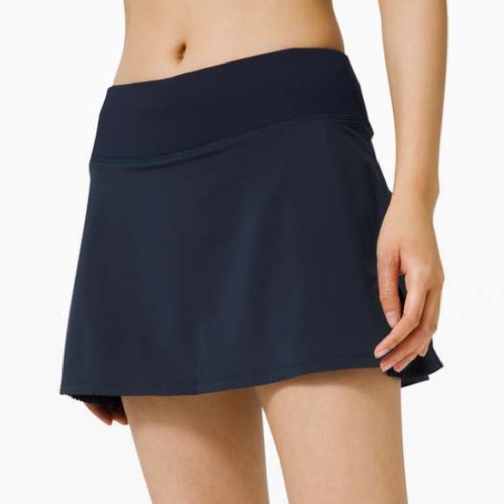 Lululemon play off the pleats tennis skirt